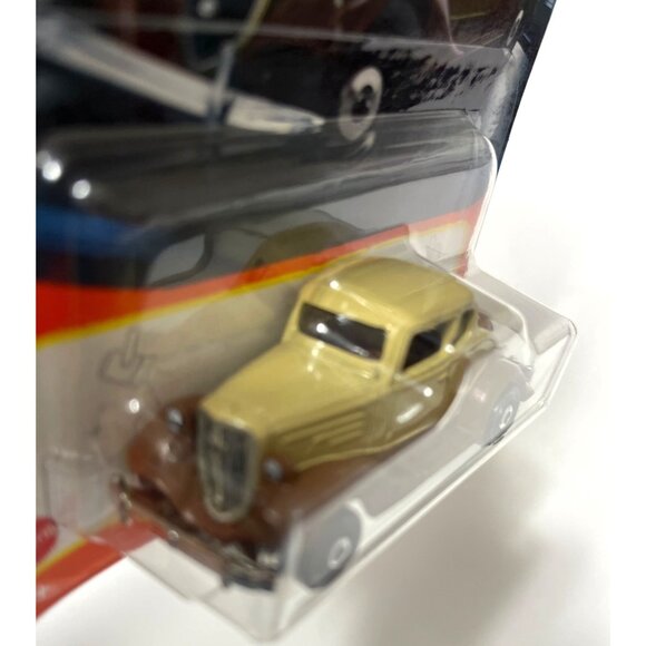 Matchbox 1934 Chevy Master Coupe 1:64 Diecast Car Brown Beige 2024 - Picture 8 of 8